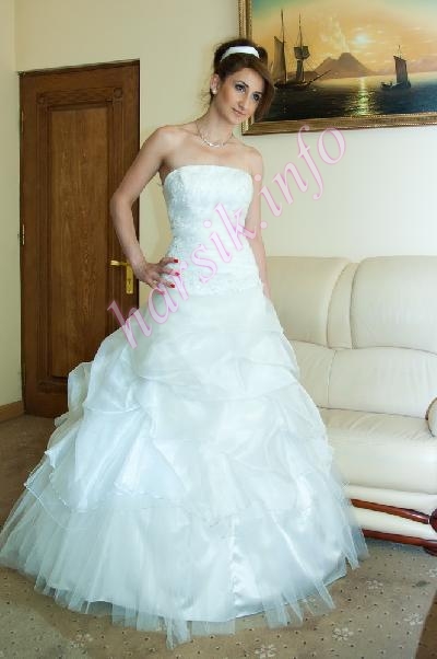 Wedding dress 521345643